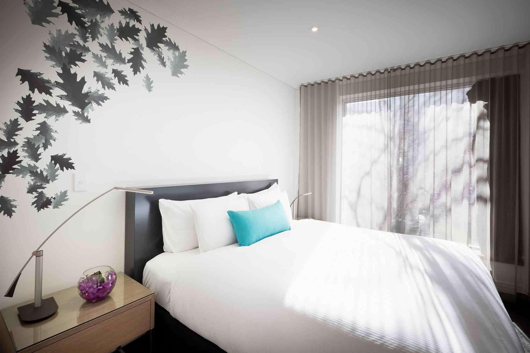 The Como Μελβούρνη Εξωτερικό φωτογραφία A bedroom at the hotel